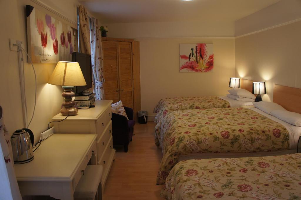 Amazon Guest House Oxford Quarto foto